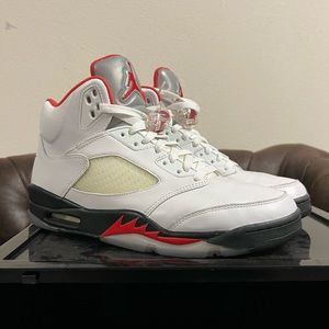 Jordan 5 Fire Red